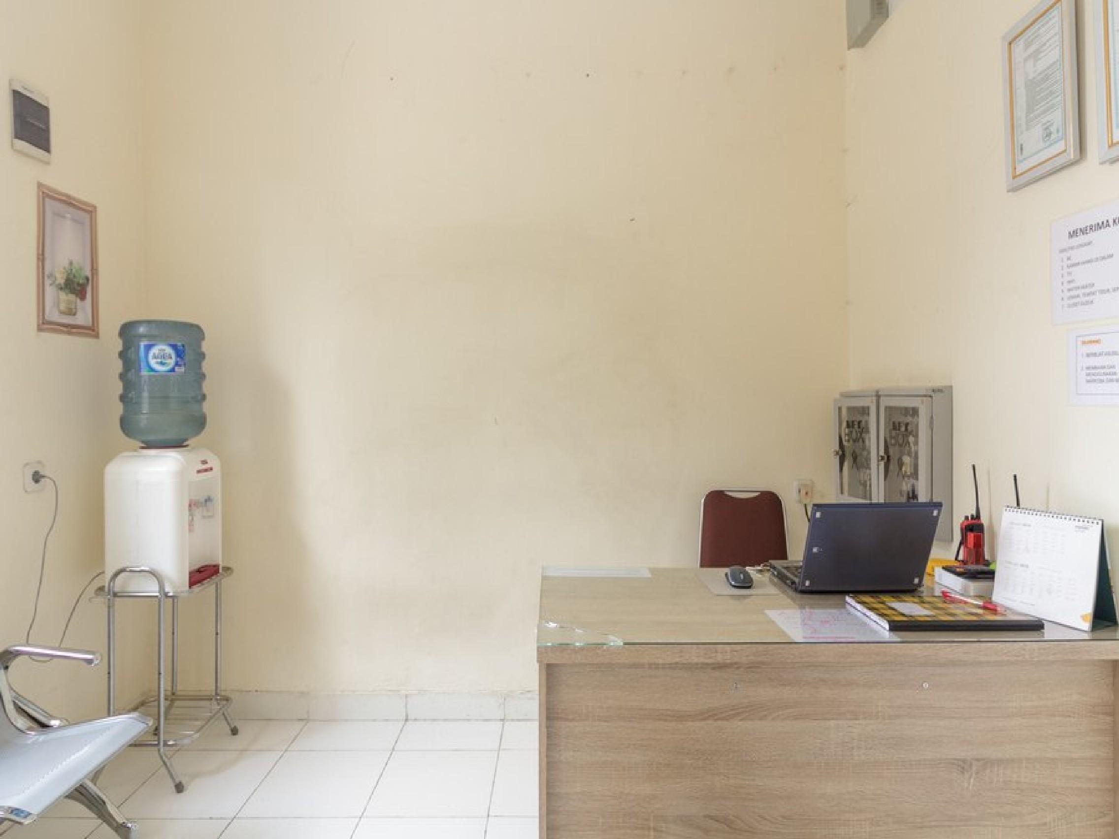 Reddoorz Plus Near Taman Rasuna Menteng Τζακάρτα Εξωτερικό φωτογραφία